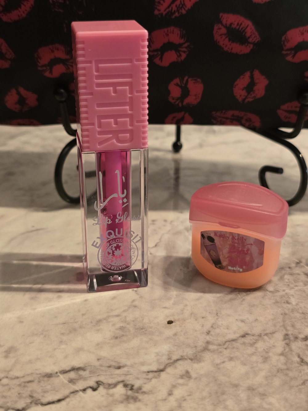 Lip Gloss & Hair Clip Set with Black & Pink Kiss Print Cosmetic Bag - Picture 6 of 9